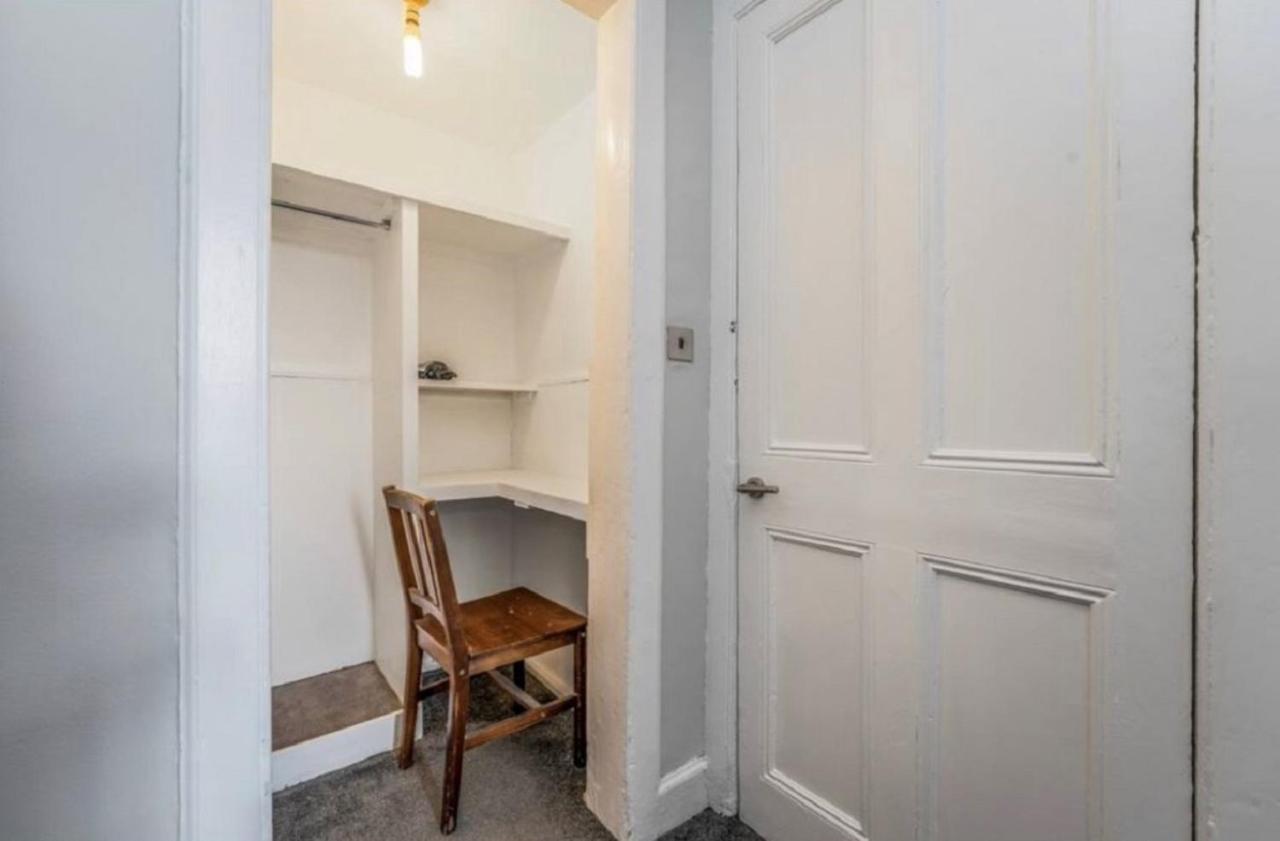 Spacious & Comfortable 3 Bedroom Apartment - Near City Centre - Free Parking Available - Sleeps Up To 5 Guests Единбург Екстер'єр фото