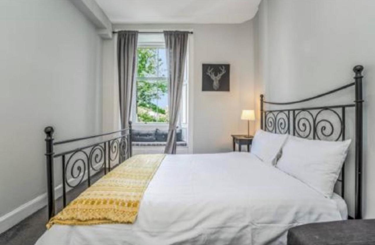 Spacious & Comfortable 3 Bedroom Apartment - Near City Centre - Free Parking Available - Sleeps Up To 5 Guests Единбург Екстер'єр фото