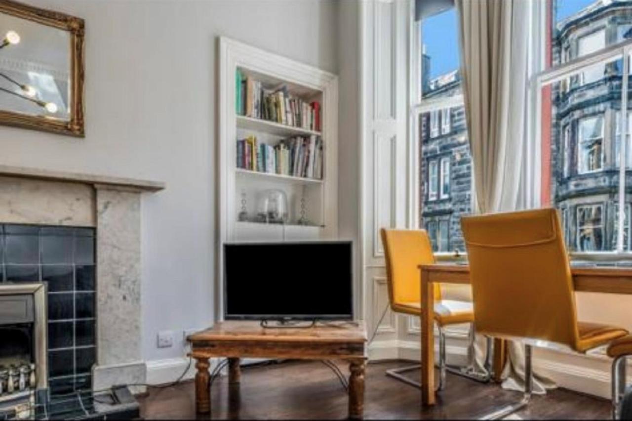 Spacious & Comfortable 3 Bedroom Apartment - Near City Centre - Free Parking Available - Sleeps Up To 5 Guests Единбург Екстер'єр фото